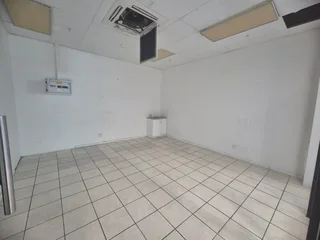 27m² Retail Unit At Cobblewalk Shopping Centre, Durbanville