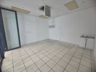 27m² Retail Unit At Cobblewalk Shopping Centre, Durbanville