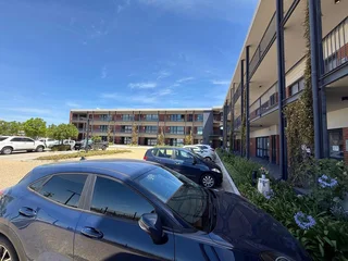 180m² Open Plan Office To Let in Cedar Square, Sandown