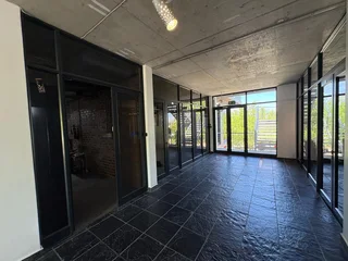 114m² Neat &amp; Modern Office To Let in Techno Park, Stellenbosch