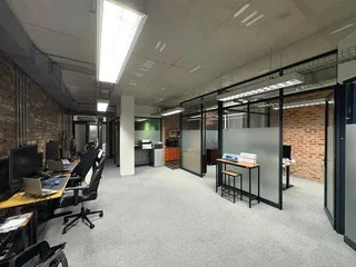 114m² Neat &amp; Modern Office To Let in Techno Park, Stellenbosch