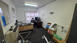 326m² Office To Let Lynnwood – First-Floor Workspace With Fibre Connectivity