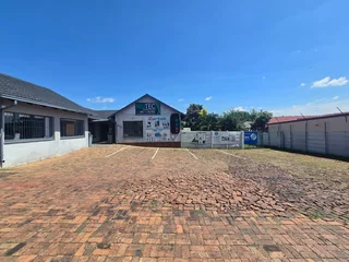 Commercial Property for Sale - 205 Monument Road, Glen Marais