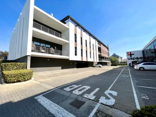 Prime P-Grade Office Space to Let - The Main Straight Office Park, Bryanston