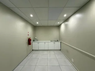 Prime Office Space to Let - Kingfisher Office Park, Meyersdal