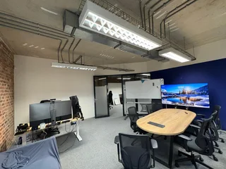 114m² Neat &amp; Modern Office To Let in Techno Park, Stellenbosch