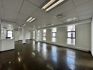 Prime P-Grade Office Space to Let - The Main Straight Office Park, Bryanston