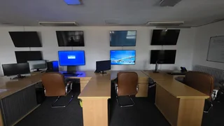 326m² Office To Let Lynnwood – First-Floor Workspace With Fibre Connectivity