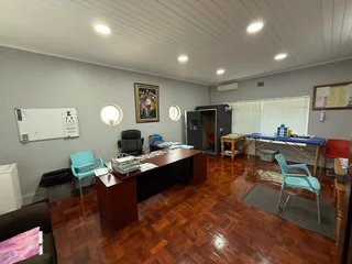 75m² Office To Let Clubview – Ground Floor Unit With Backup Power