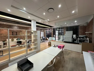 115m² Modern Ground Floor Office To Let in Black River Park, Observatory, with Furniture