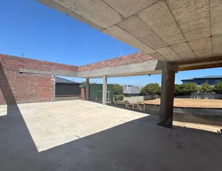 Perfect 5-Bedroom full North facing family home!