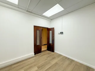 First Floor Office Space to Rent — Valuta House, 74 Shortmarket Street, Cape Town CBD