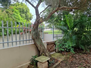 Well Positioned, Corner Apartment  In Beacon Bay