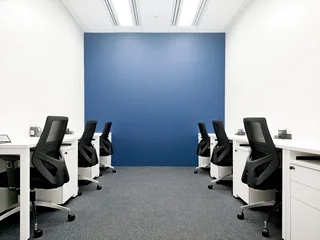 Book open plan office space for businesses of all sizes in HQ The Village Mall.