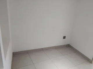 Modern 1-Bedroom Flatlet - Stunning Views