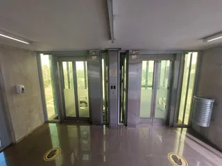 345 sqm office to Let in Bedfordview