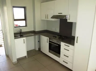 Modern 2-Bedroom And 1-Bathroom Apartment In Northriding, Randburg
