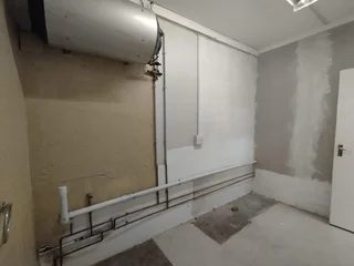 Prime Commercial Space Available in Well-Known Centre