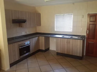 Secure 2-Bedroom And 1-Bathroom Duplex To Rent In Elisur, Bromhof