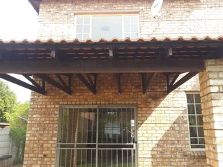 Secure 2-Bedroom And 1-Bathroom Duplex To Rent In Elisur, Bromhof