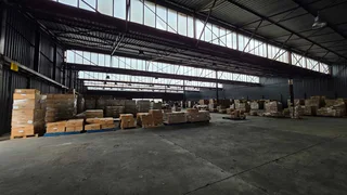 Standalone Warehouse available To Let in Spartan, Kempton Park.