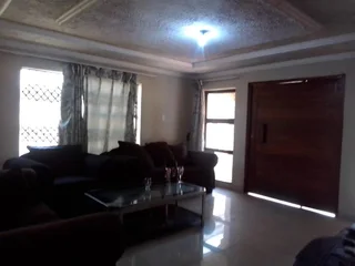 Neat 3-Bedroom Home FOR SALE– Thohoyandou Unit E, Magidi