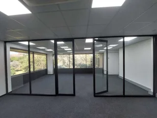 319 sqm Office to Let in Bedfordview