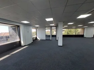 319 sqm Office to Let in Bedfordview