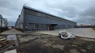 Standalone Warehouse available To Let in Spartan, Kempton Park.