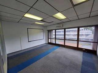 2074 sqm Office to Let in Bedfordview