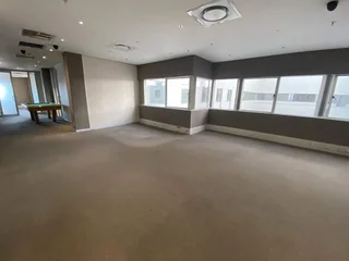 Offices To Let Boardering the Rosebank Mall