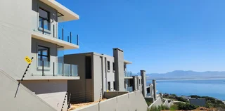 Apartment For Sale in Mossel Bay Central, Mossel Bay