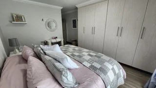 Apartment For Sale in Mossel Bay Central, Mossel Bay