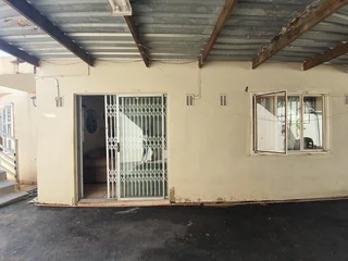 Spacious Three Bedroom Home with Outbuilding in Foresthaven for Sale