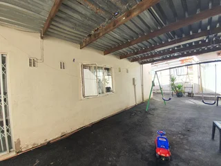 Spacious Three Bedroom Home with Outbuilding in Foresthaven for Sale