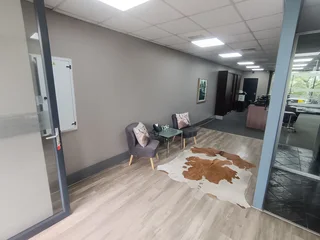 OFFICE IN MT EDGECOMBE