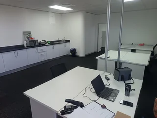 Premium Grade Office To Let – La Lucia Ridge