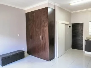 Cosy Modern Studio Apartment in Prime Umhlanga
