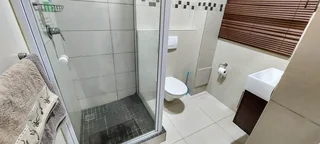 Cosy Modern Furnished Studio Apartment in Prime Umhlanga