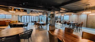 Cosy Modern Furnished Studio Apartment in Prime Umhlanga