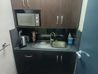 OFFICE IN MT EDGECOMBE