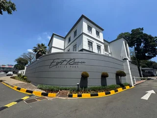 Building to Let - 8 Rivonia Road, South Block, Illovo, Sandton