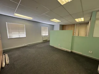282m² Office To Let in Park Lane Office Park, Pinelands