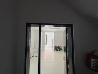 139m² Office/Studio To Let In Cape Town Tourist Area