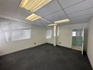 282m² Office To Let in Park Lane Office Park, Pinelands