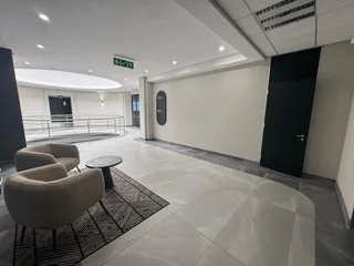 Building to Let - 8 Rivonia Road, South Block, Illovo, Sandton