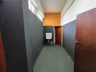 333m² Retail Space To Let In Goodwood Open Plan