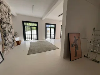 139m² Office/Studio To Let In Cape Town Tourist Area