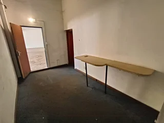 333m² Retail Space To Let In Goodwood Open Plan