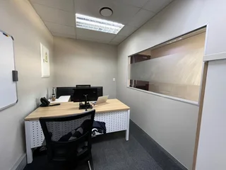 Ground Floor A-Grade Office To Let in Golf View Office Park